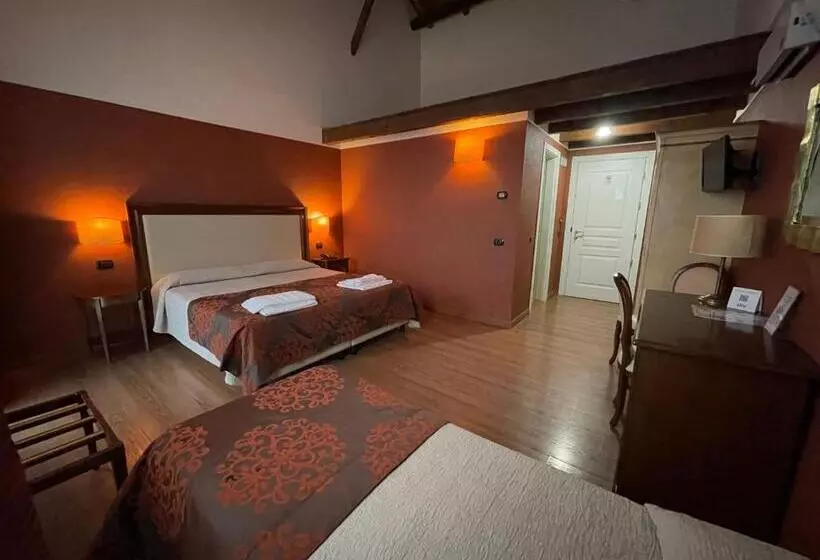 ホテル Cascina Marisa