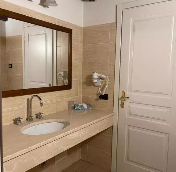 ホテル Cascina Marisa