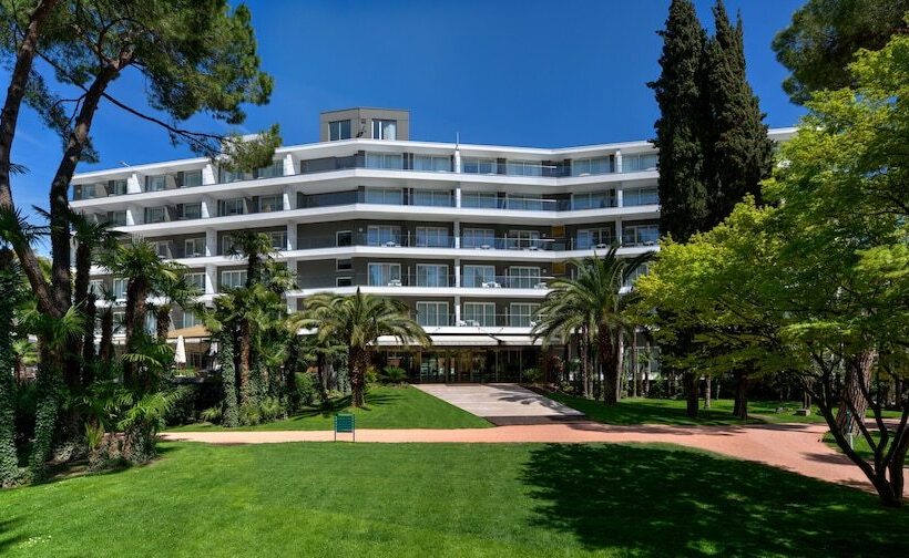 فندق Du Lac Et Du Parc Grand Resort