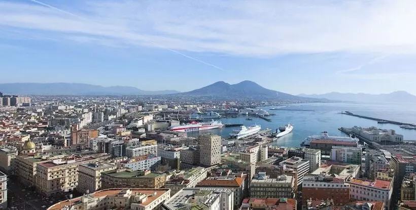 Отель NH Napoli Panorama