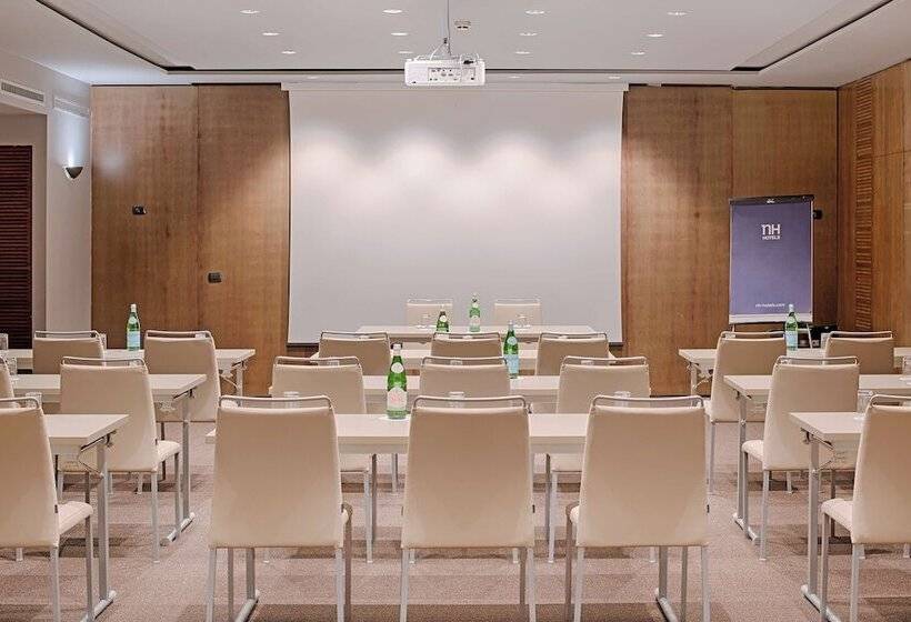 هتل NH Napoli Panorama