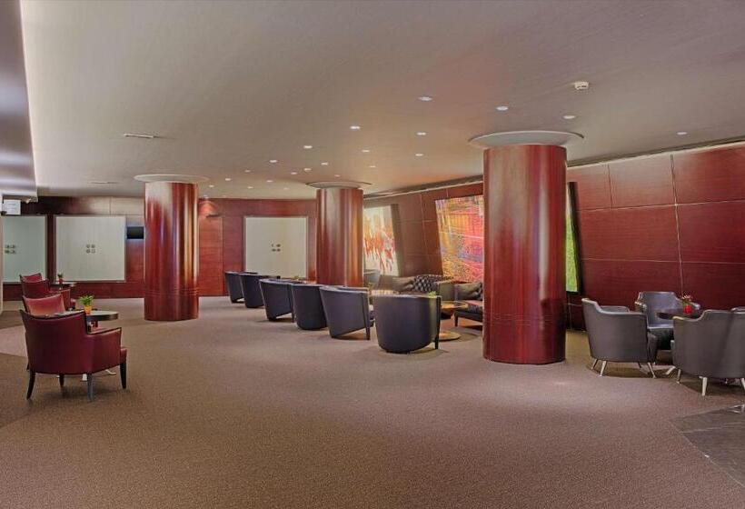 هتل NH Napoli Panorama