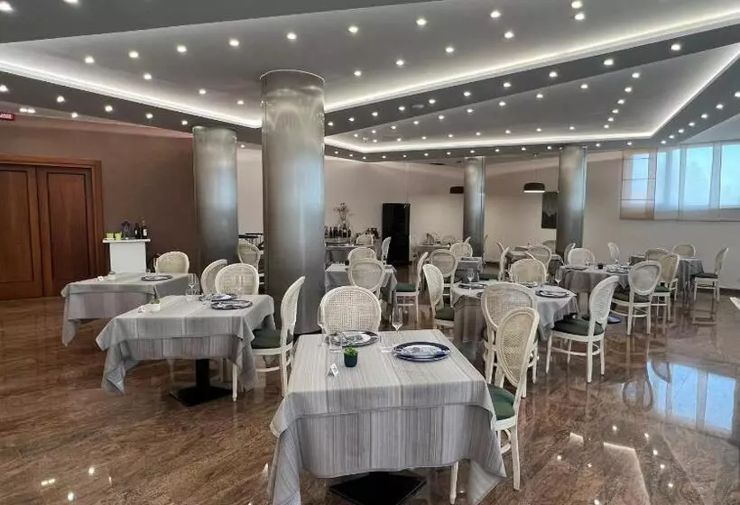 فندق & Residence Castelli