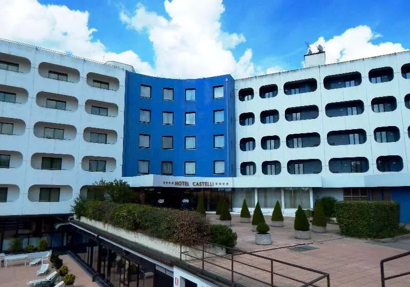 فندق & Residence Castelli