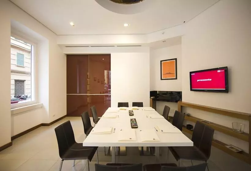 هتل Rex Lifestyle