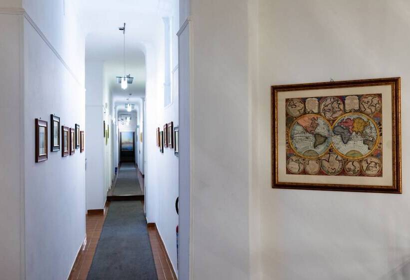 هتل Rex Lifestyle