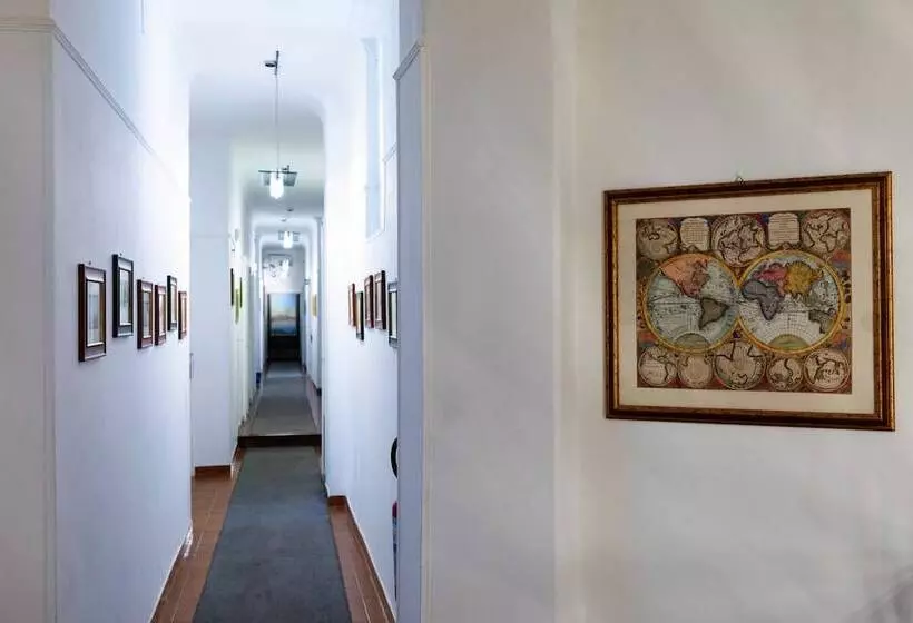 هتل Rex Lifestyle