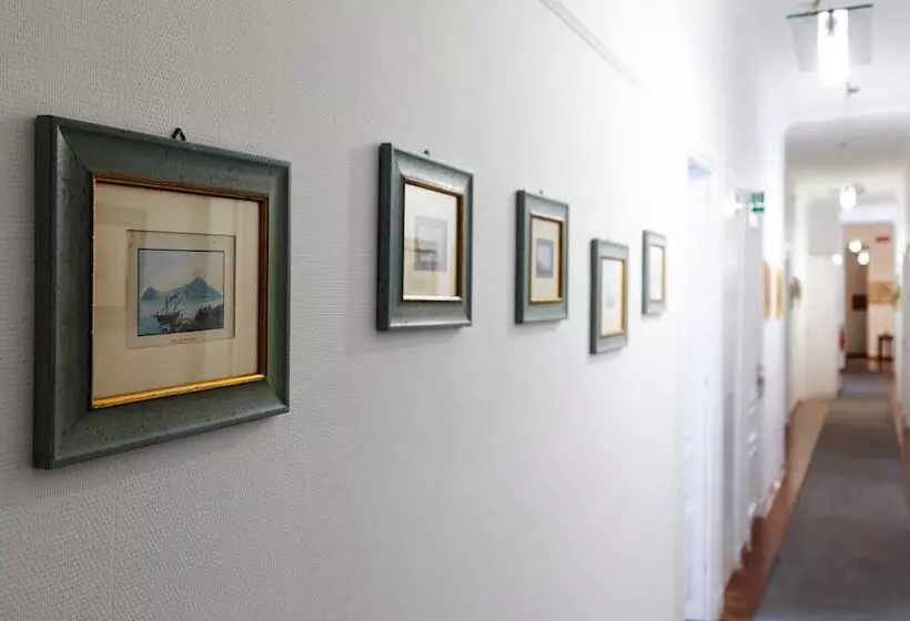 هتل Rex Lifestyle