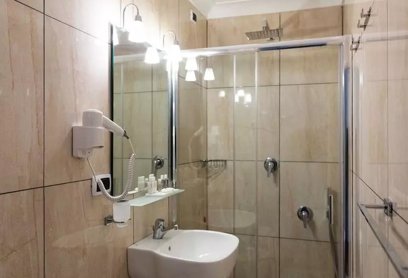 هتل Rex Lifestyle