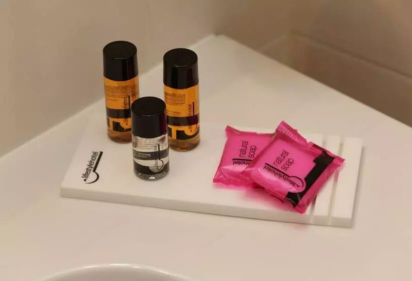 هتل Rex Lifestyle