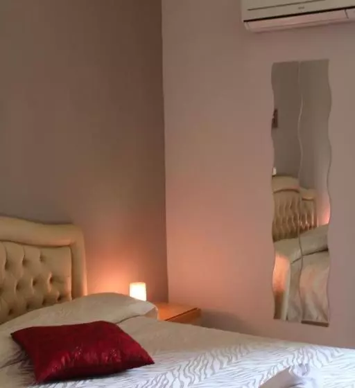 ホテル Santuario Pompei