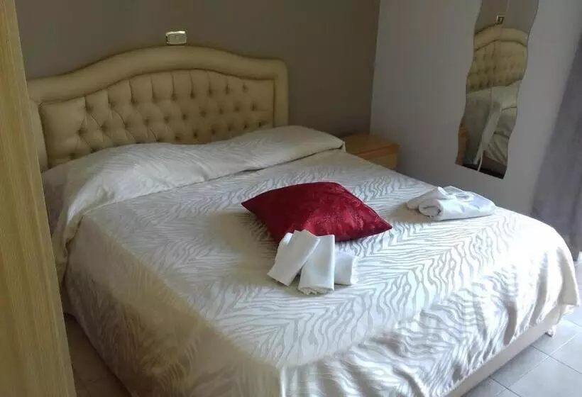 ホテル Santuario Pompei