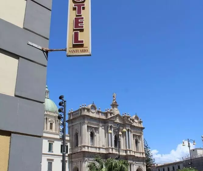 ホテル Santuario Pompei