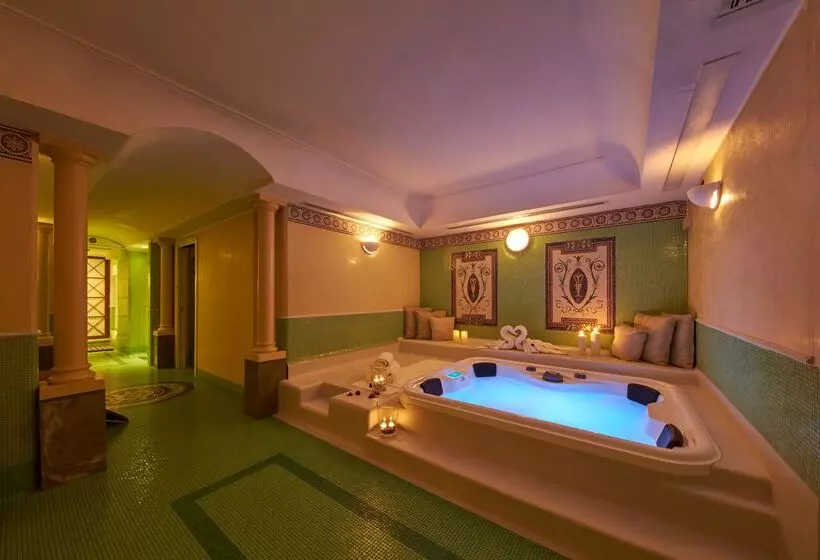 בית מלון כפרי Sina Bernini Bristol, Autograph Collection