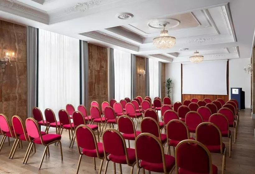 בית מלון כפרי Sina Bernini Bristol, Autograph Collection