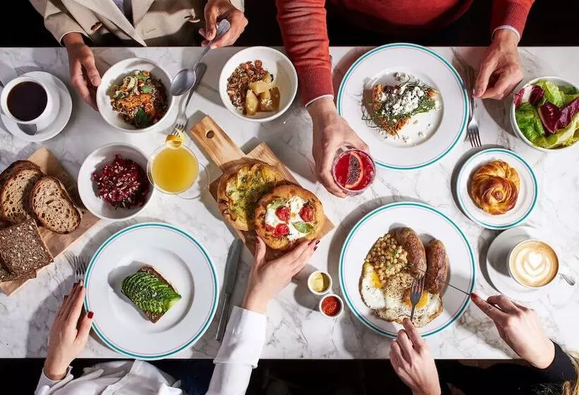 בית מלון כפרי The Hoxton, Rome