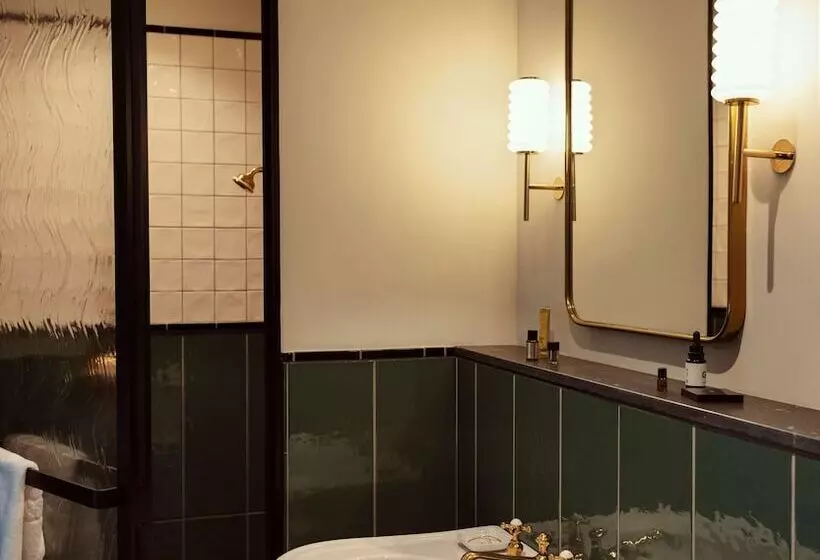 בית מלון כפרי The Hoxton, Rome