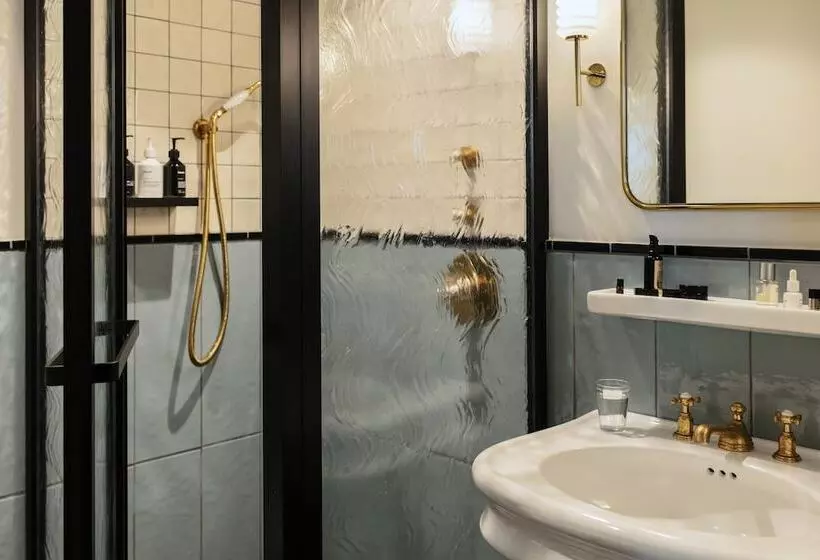 בית מלון כפרי The Hoxton, Rome