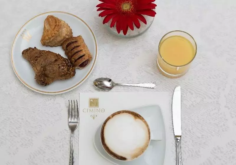 Hotelli Vienna Ostenda E Ristorante Il Danubio