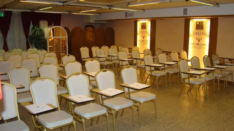 Hotelli Vienna Ostenda E Ristorante Il Danubio