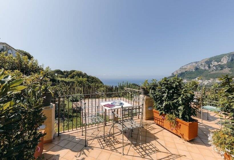 ホテル Villa Maria