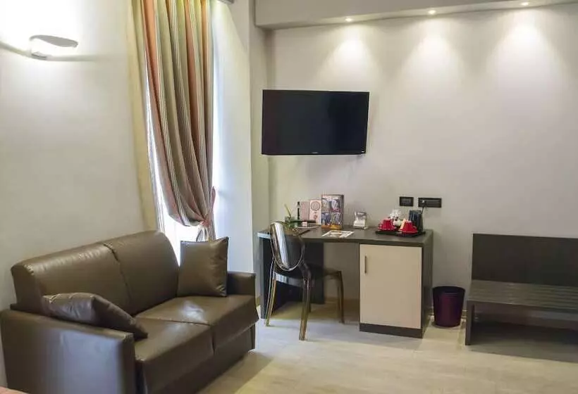 فندق Continental