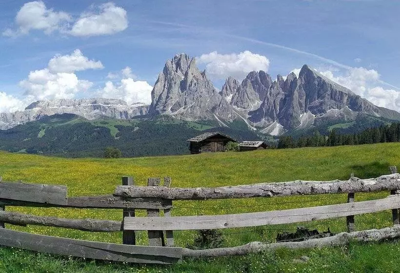 Отель Diamant Spa Resort