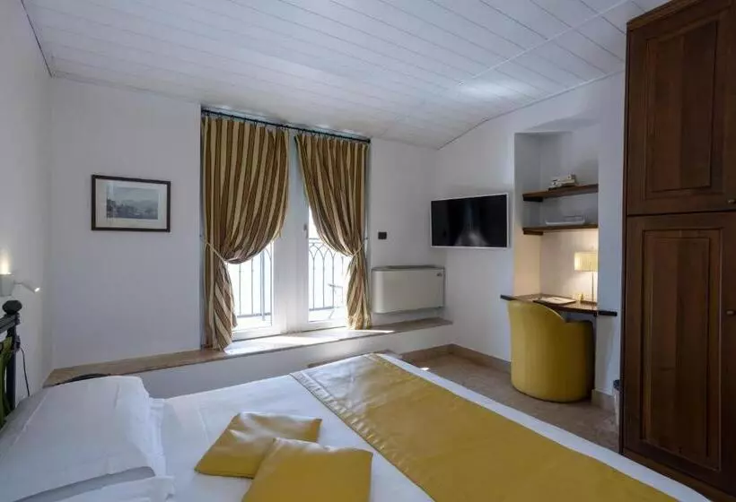 호텔 Du Lac Varenna