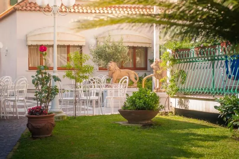 Отель Eliseo Park's