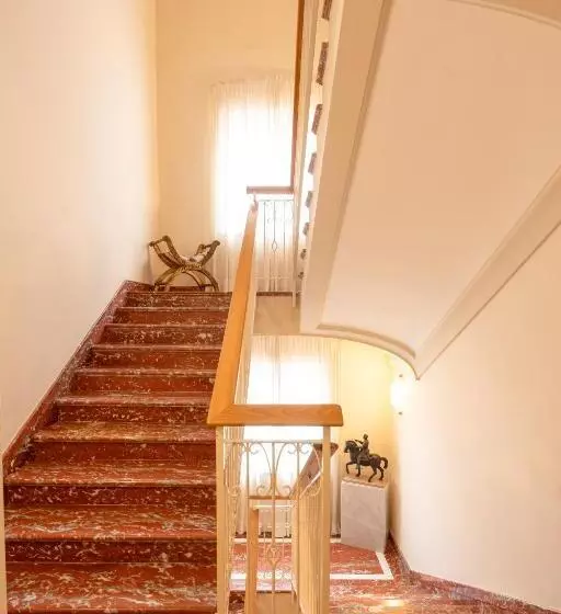 Отель Eliseo Park's