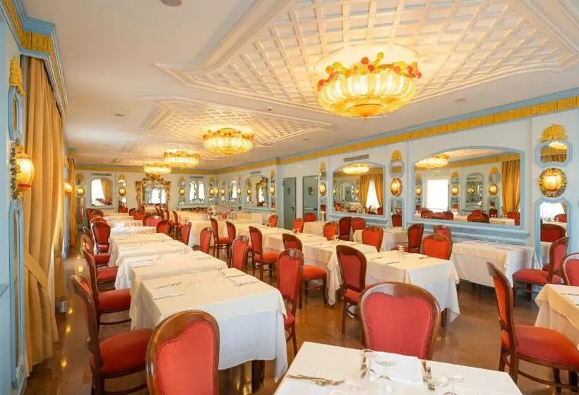 Отель Eliseo Park's