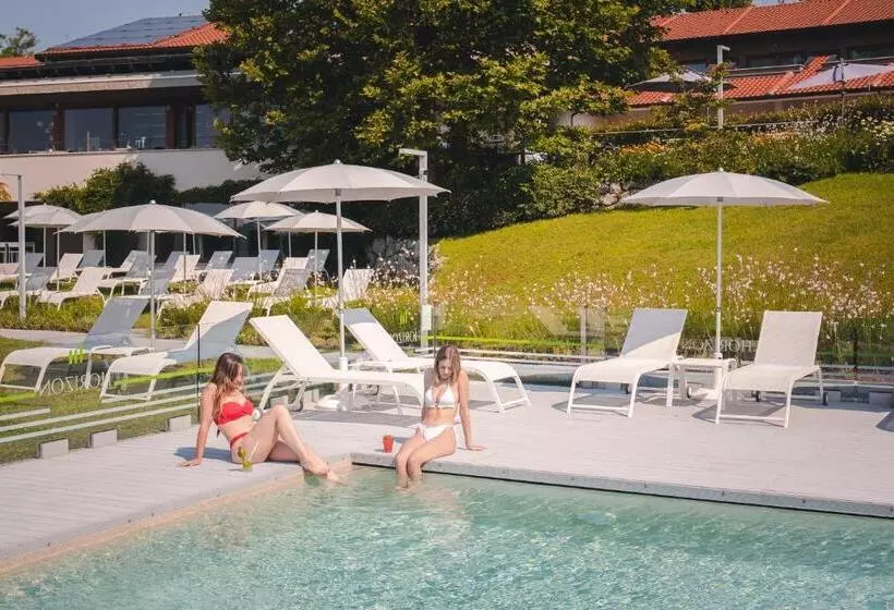 هتل Horizon Wellness & Spa Resort Best Western Signature Collection