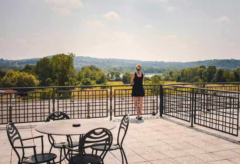 هتل Horizon Wellness & Spa Resort Best Western Signature Collection