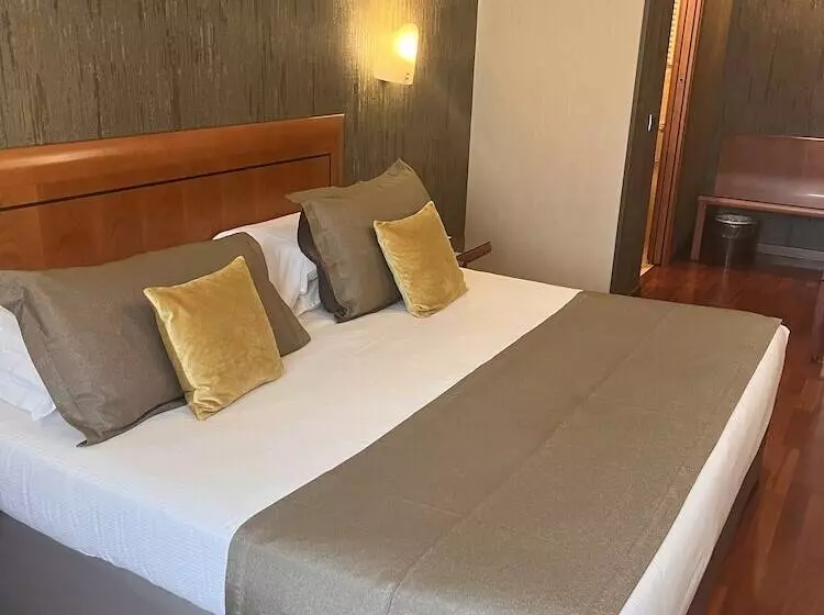 هتل Palace Verona