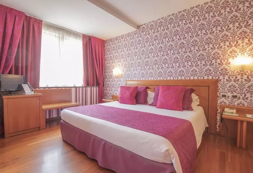 هتل Palace Verona