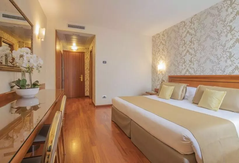 هتل Palace Verona