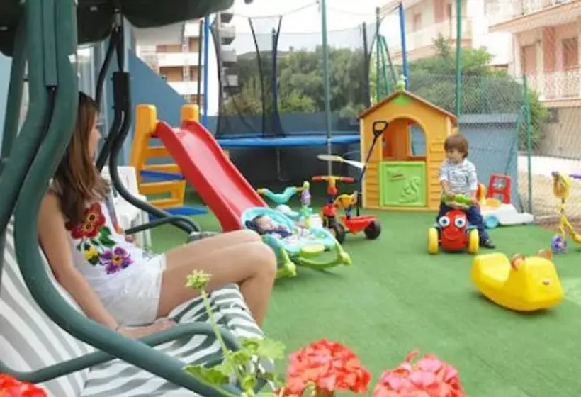 Отель President