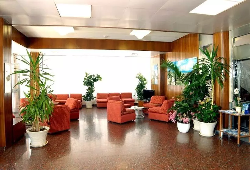 Отель President