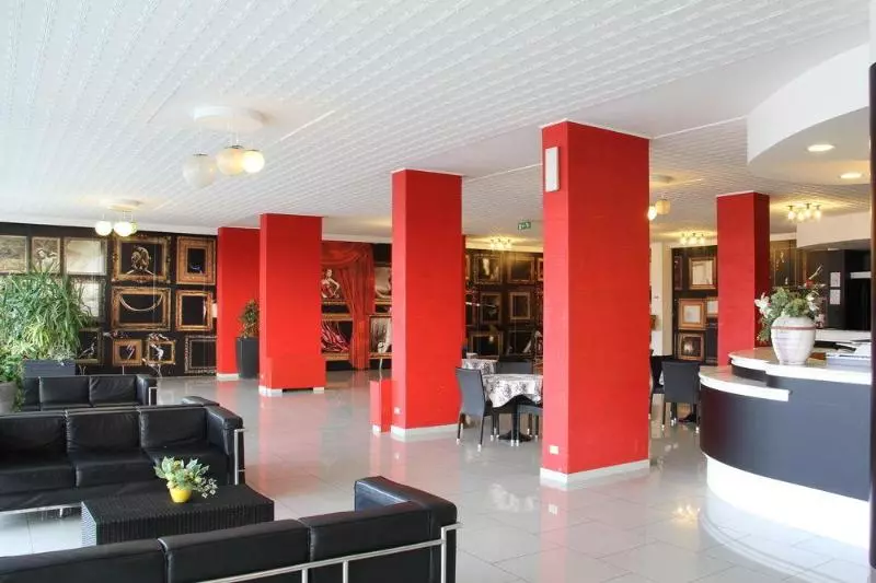 בית מלון כפרי Punta Nord Village &