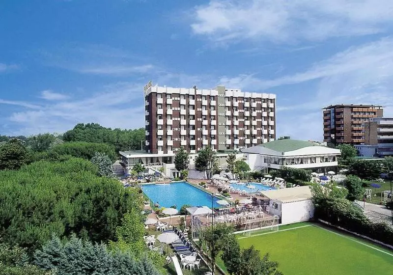 בית מלון כפרי Punta Nord Village &