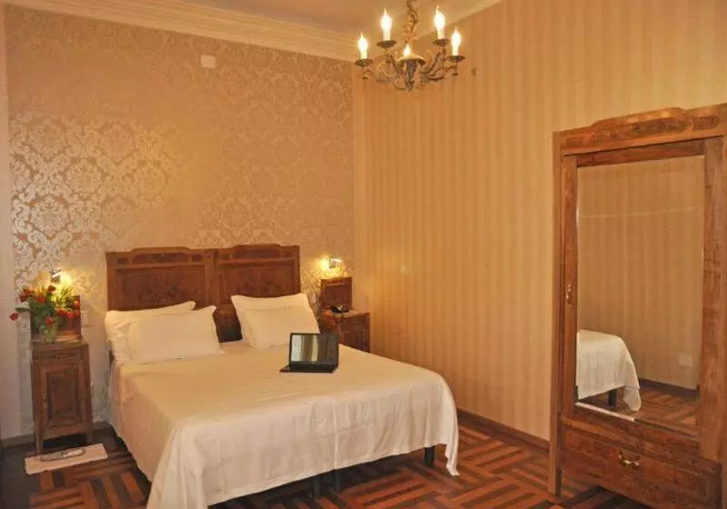 فندق Roma E Rocca Cavour