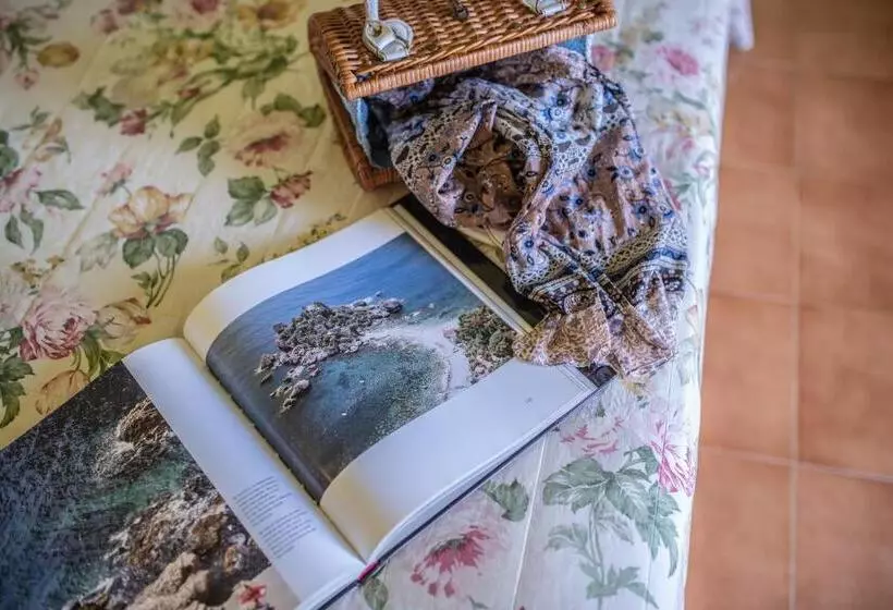 Отель Villa Sirina