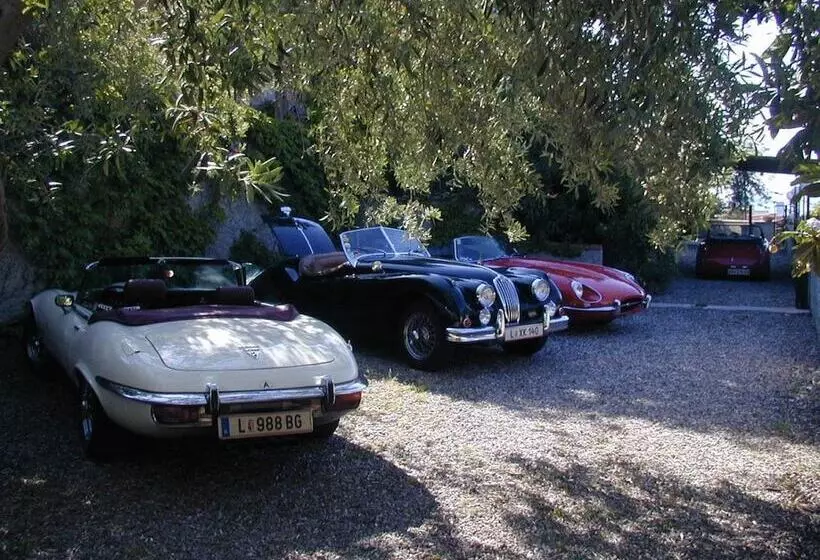 Отель Villa Sirina