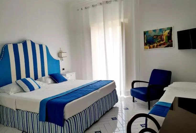 호텔 Villa Di Sorrento