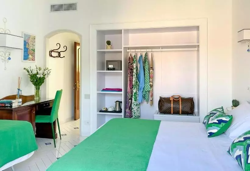 호텔 Villa Di Sorrento