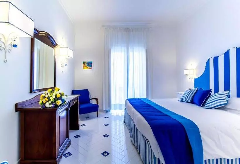 호텔 Villa Di Sorrento