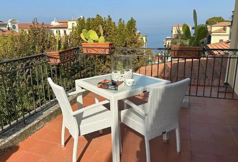 호텔 Villa Di Sorrento