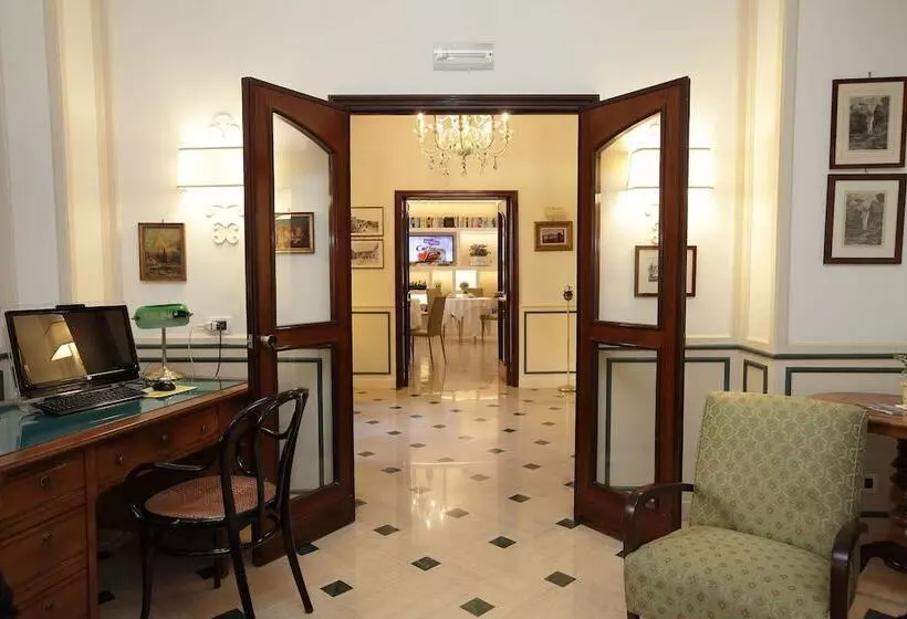 호텔 Villa Di Sorrento