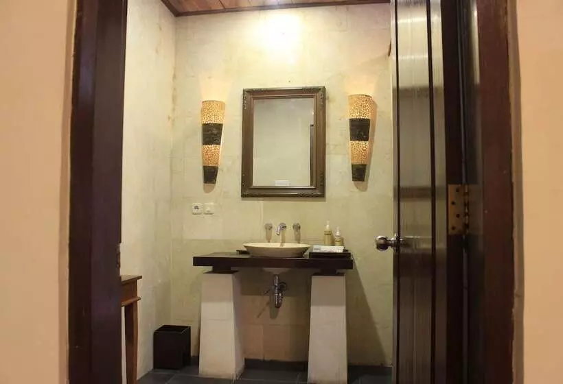 Diwangkara Beach Hotel And Resort