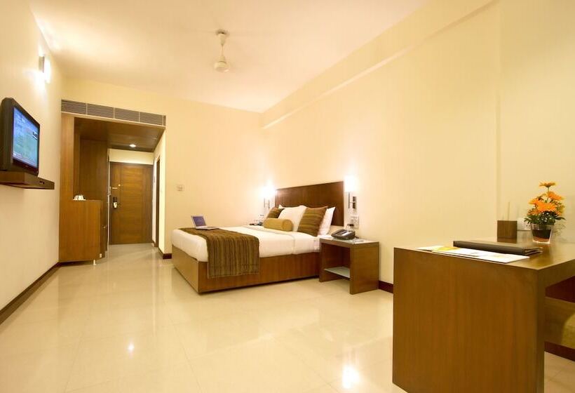 Hotel Express Residency